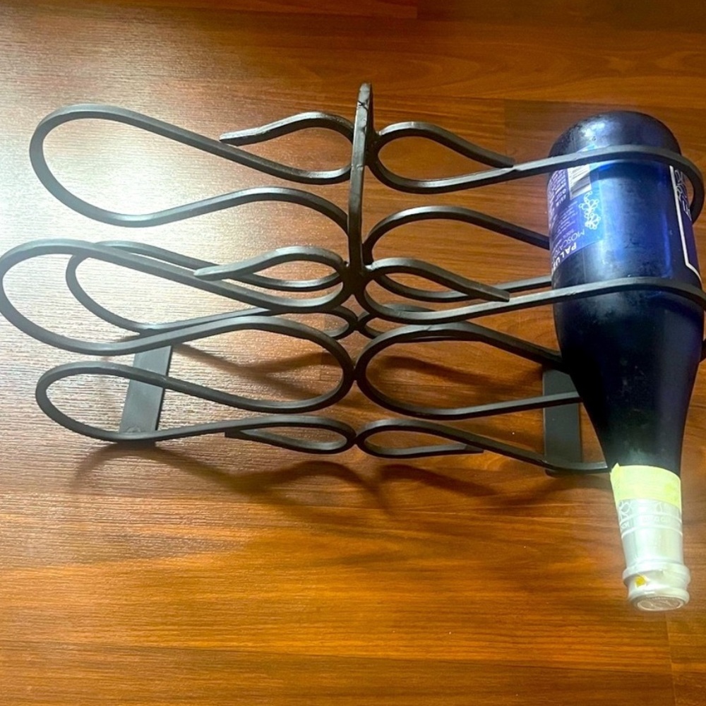 Black Metal Six Bottle Wine Rack